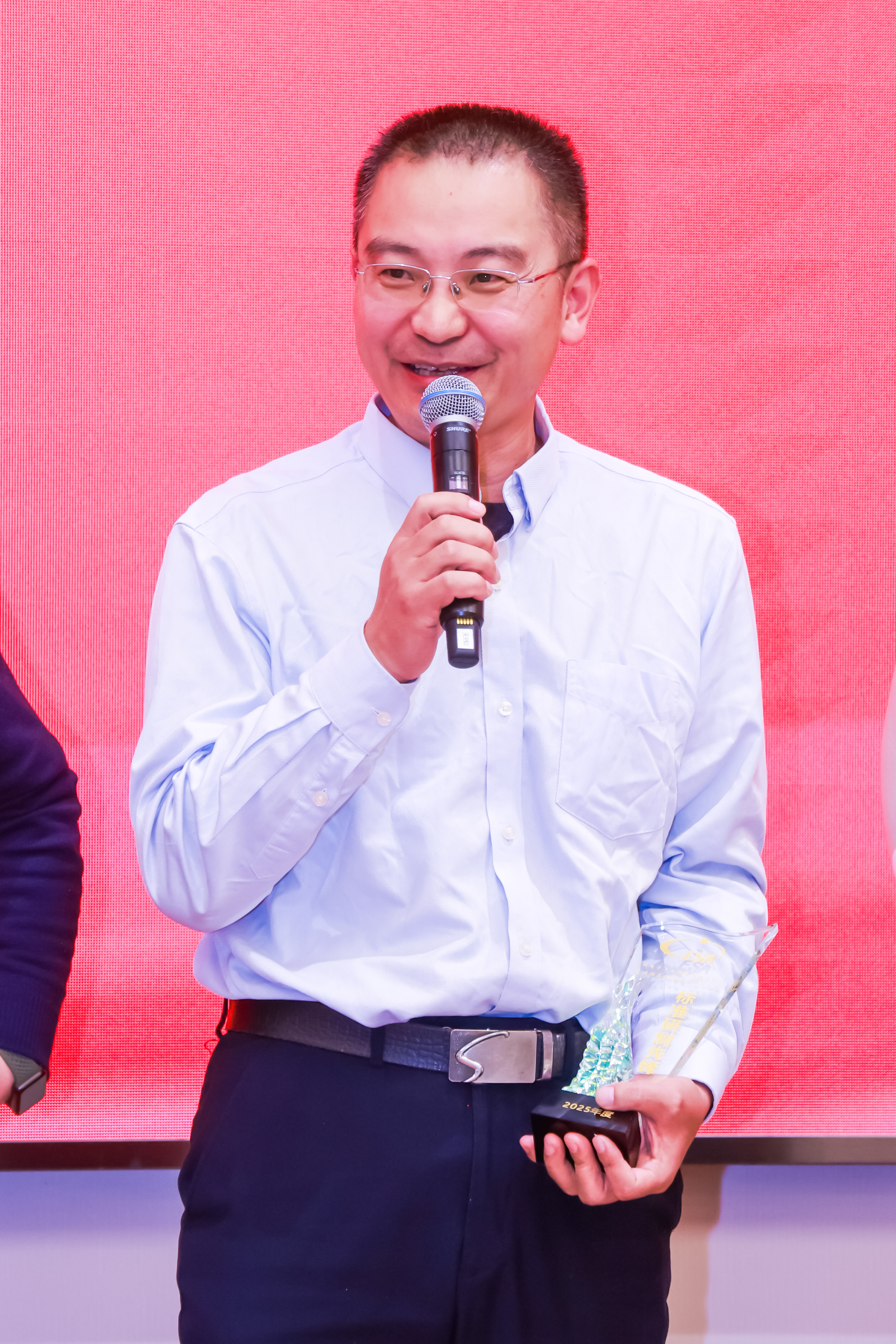 企业信息化标准工作委员会荣获先锋奖：电子工业标准化协会年度表彰揭晓